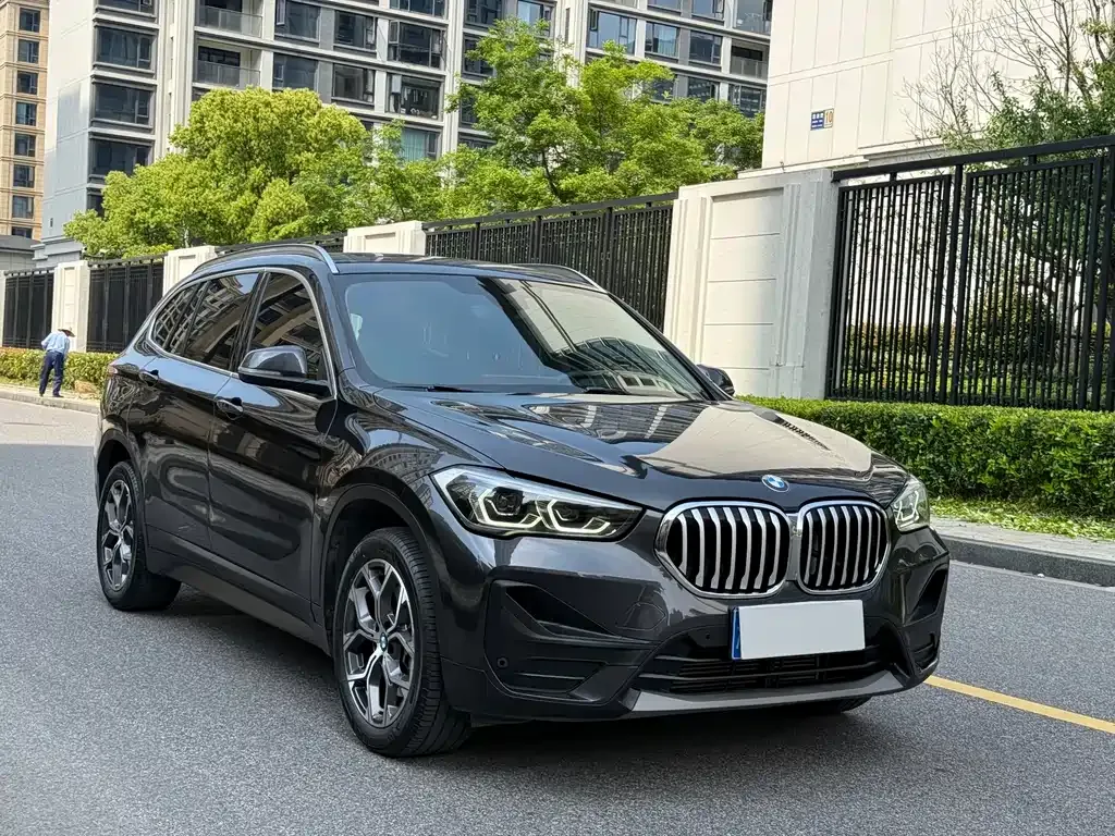 BMW X1 — фото 3