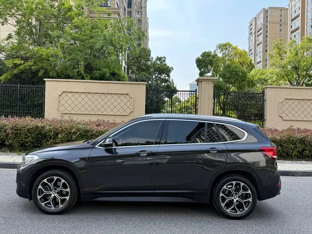 BMW X1 — фото 4