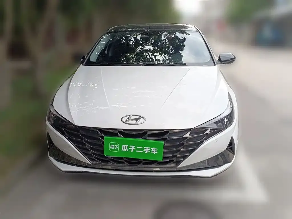 Hyundai Elantra — фото 9