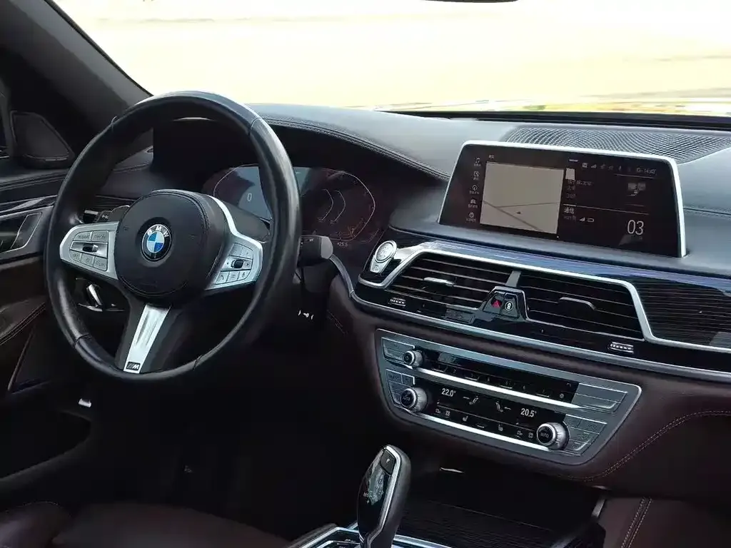 BMW 7 Series 2022 из CN, фото 3