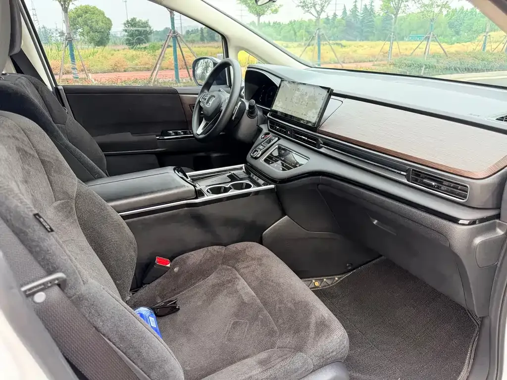 Honda Odyssey 2024 из CN, фото 7
