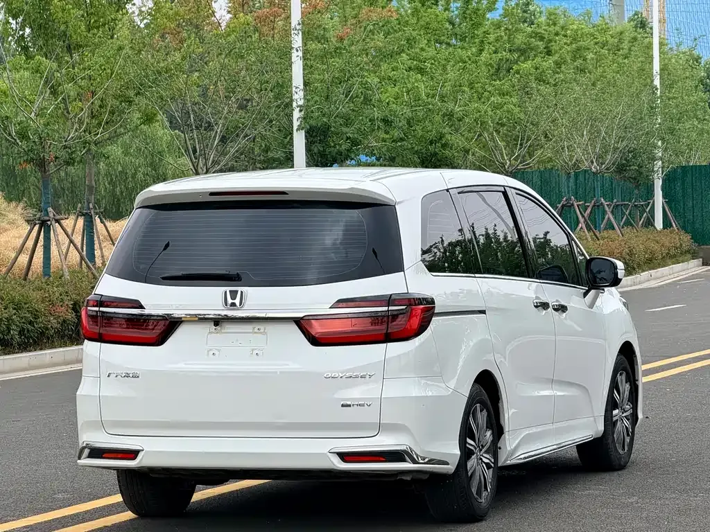 Honda Odyssey 2024 из CN, фото 8