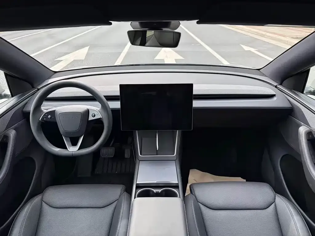Tesla Model Y L 2025 из CN, фото 3