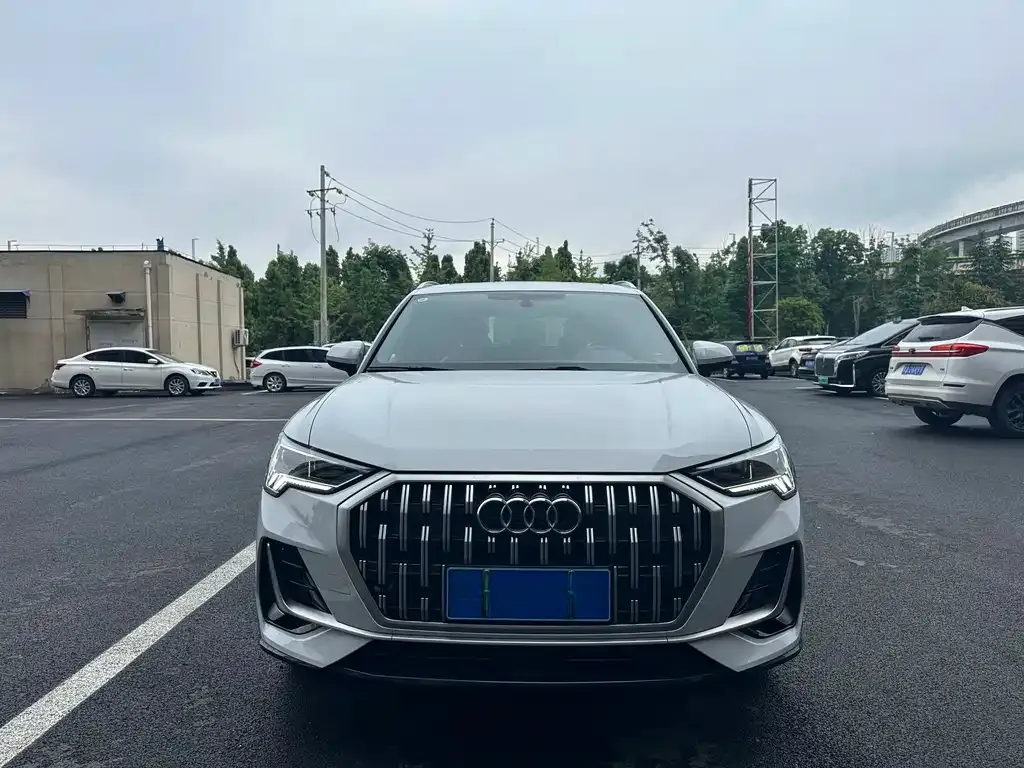 Audi Q3 — фото 3