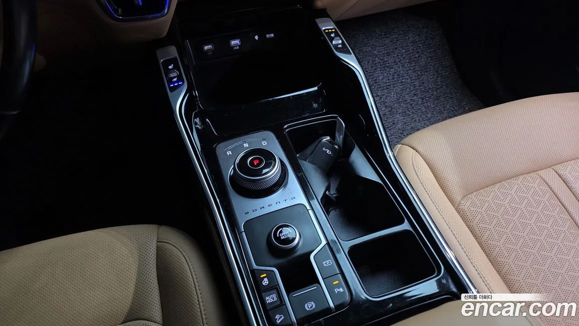 Kia Sorento — фото 10