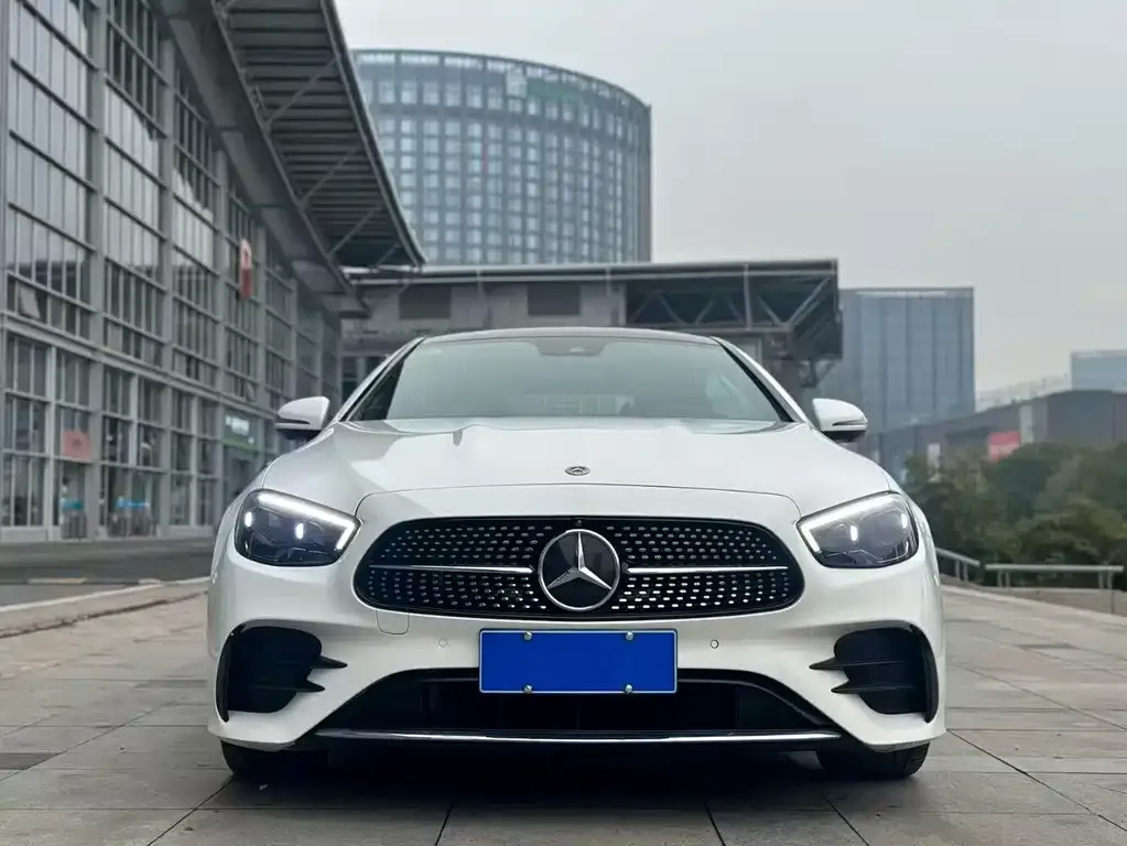 Mercedes-Benz E-Class (Import) — фото 5