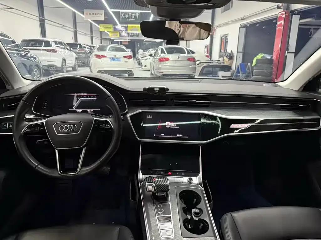 Audi A6 (Import) — фото 8