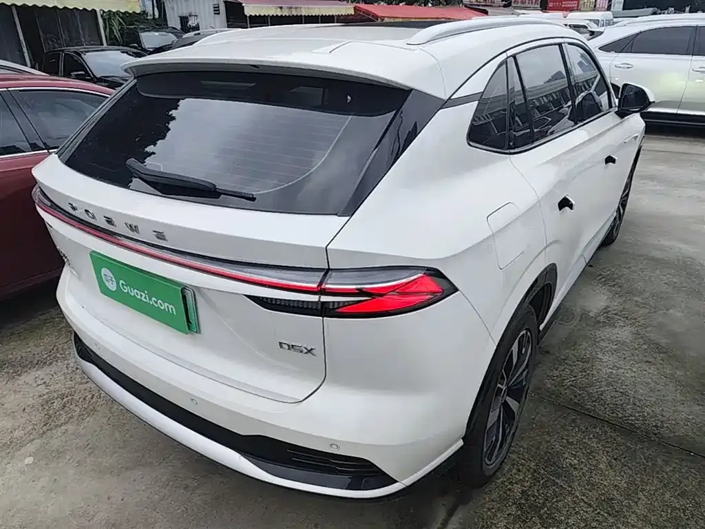 Roewe D5X DMH 2024 из CN, фото 2