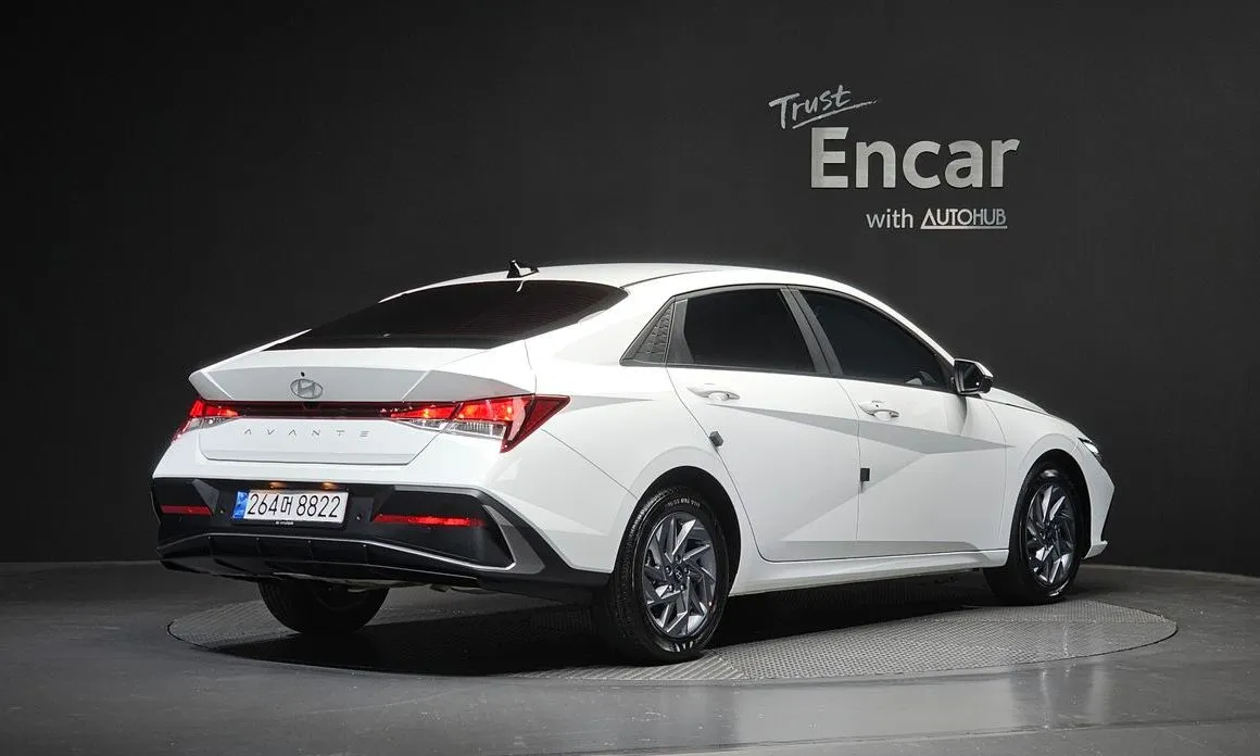 Hyundai AVANTE — фото 5