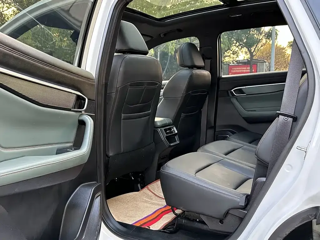 Geely Haoyue L 2023 из CN, фото 6