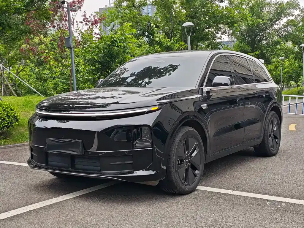 Li Auto L6