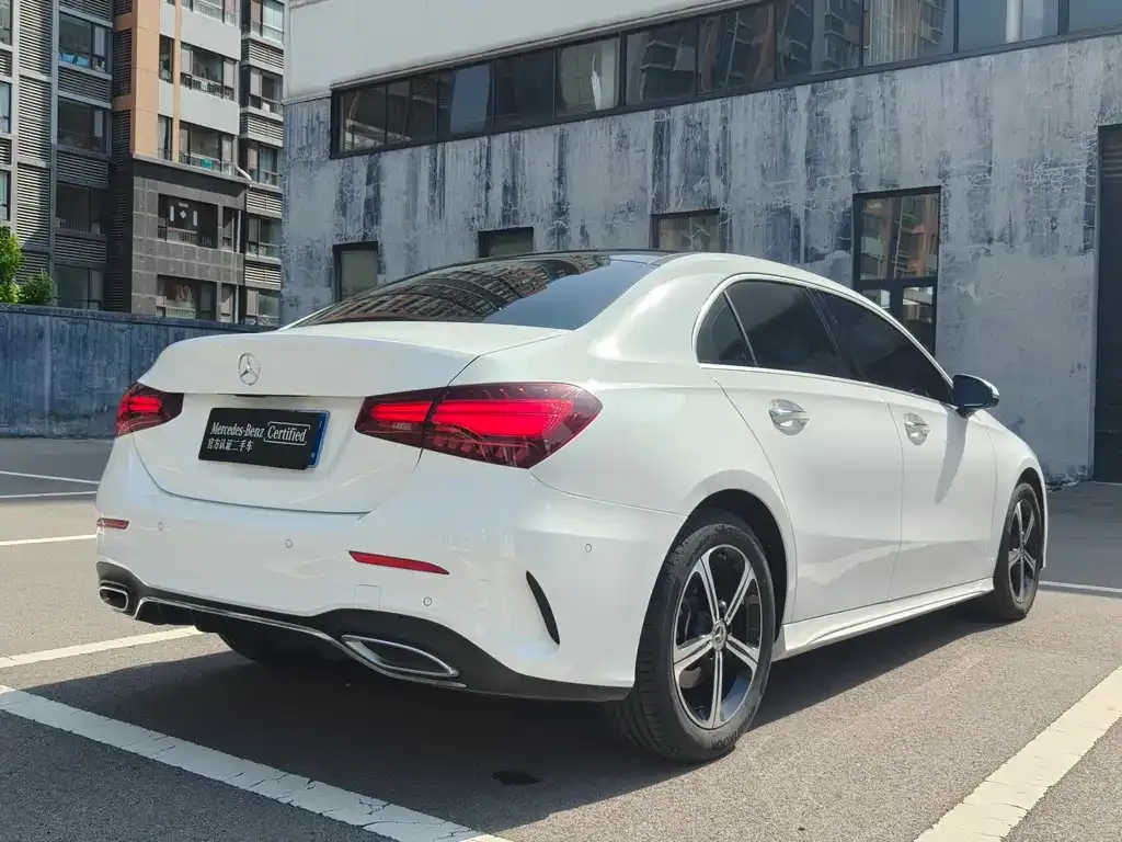 Mercedes-Benz A-Class — фото 10