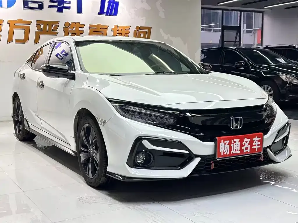 Honda Civic — фото 3