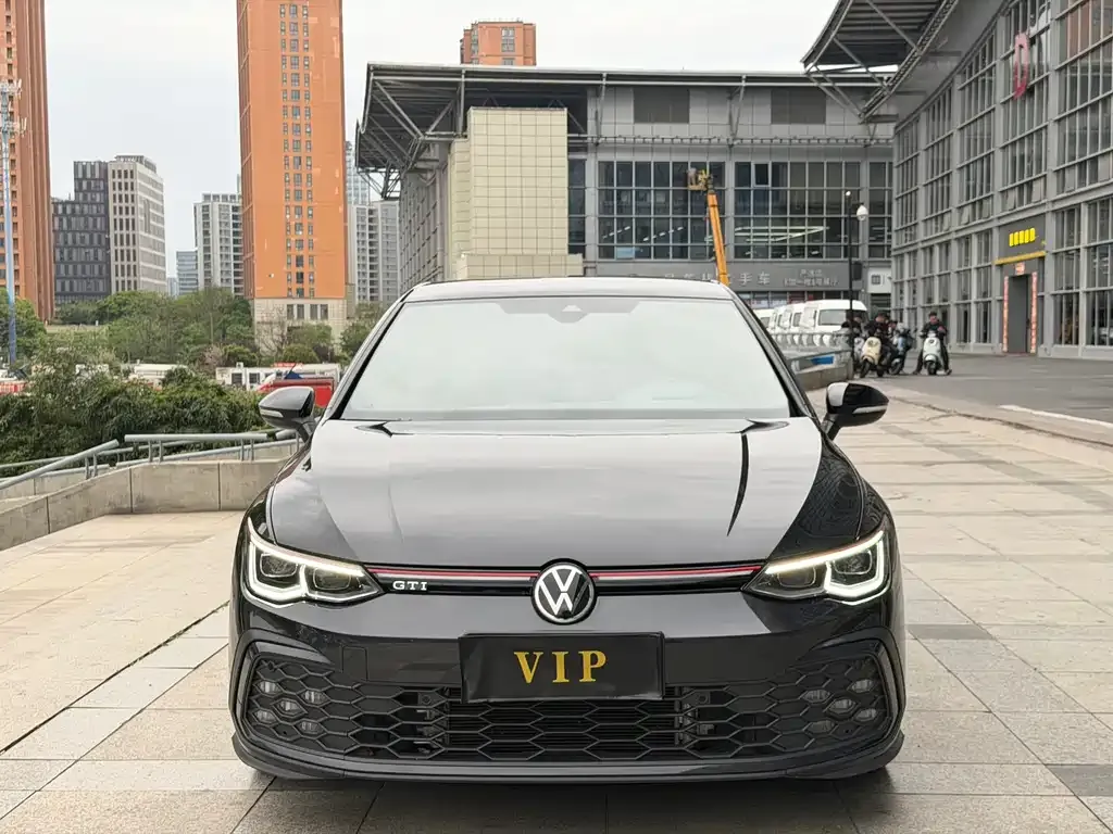 Volkswagen Golf GTI — фото 2