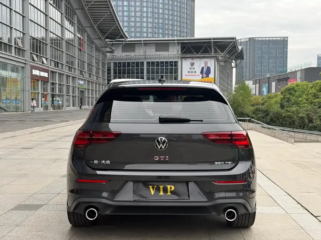 Volkswagen Golf GTI — фото 4
