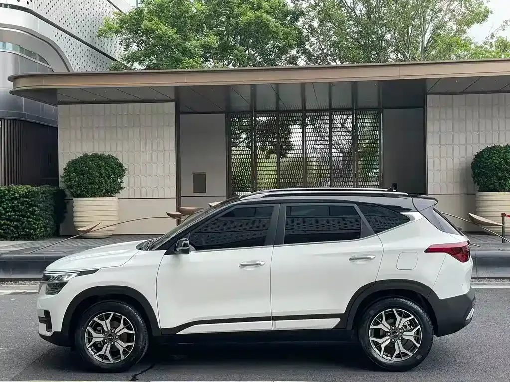 Kia KX3 — фото 10