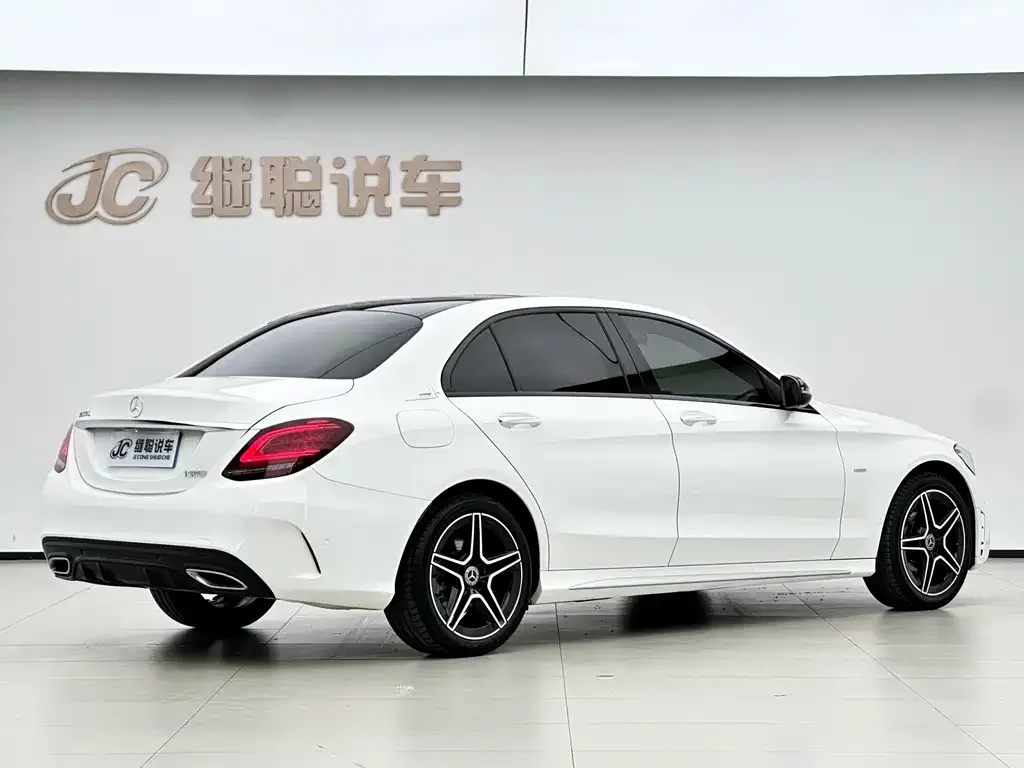 Mercedes-Benz C-Class — фото 2