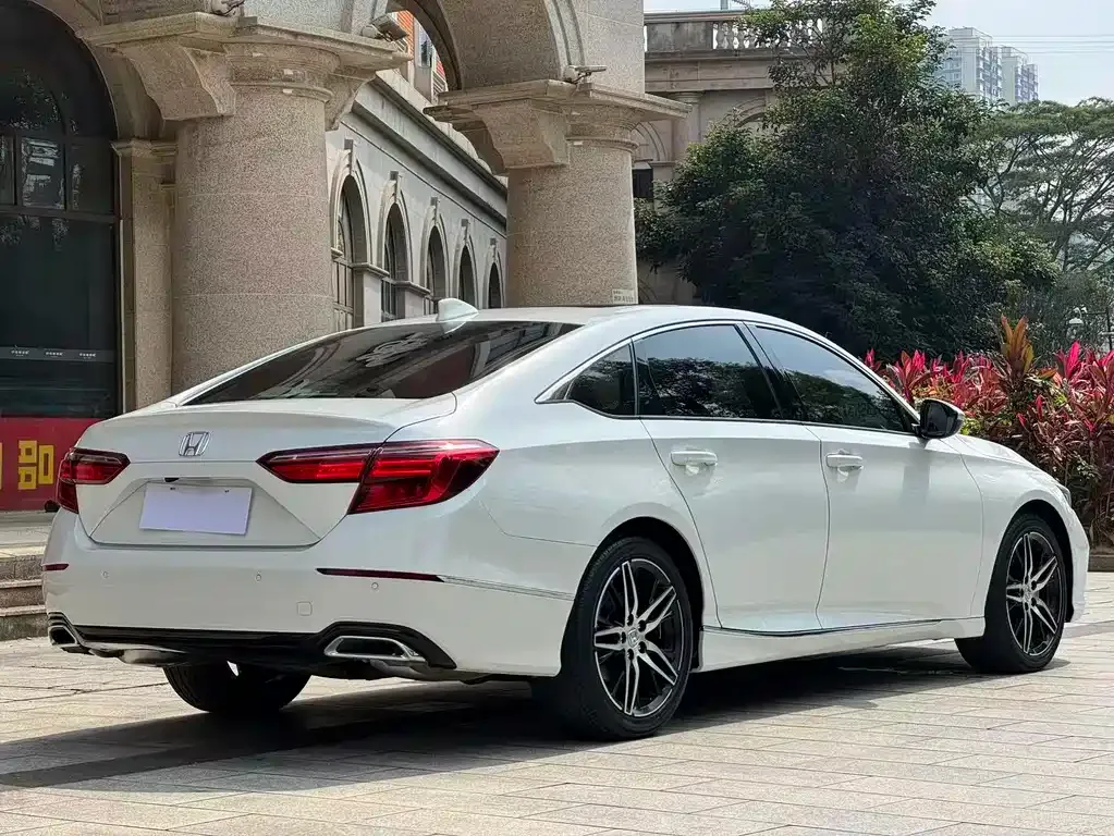 Honda Inspire 2022 из CN, фото 5