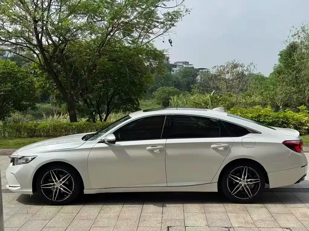 Honda Inspire 2022 из CN, фото 8