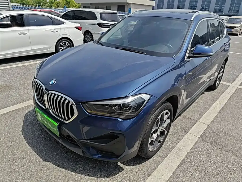 BMW X1 — фото 7