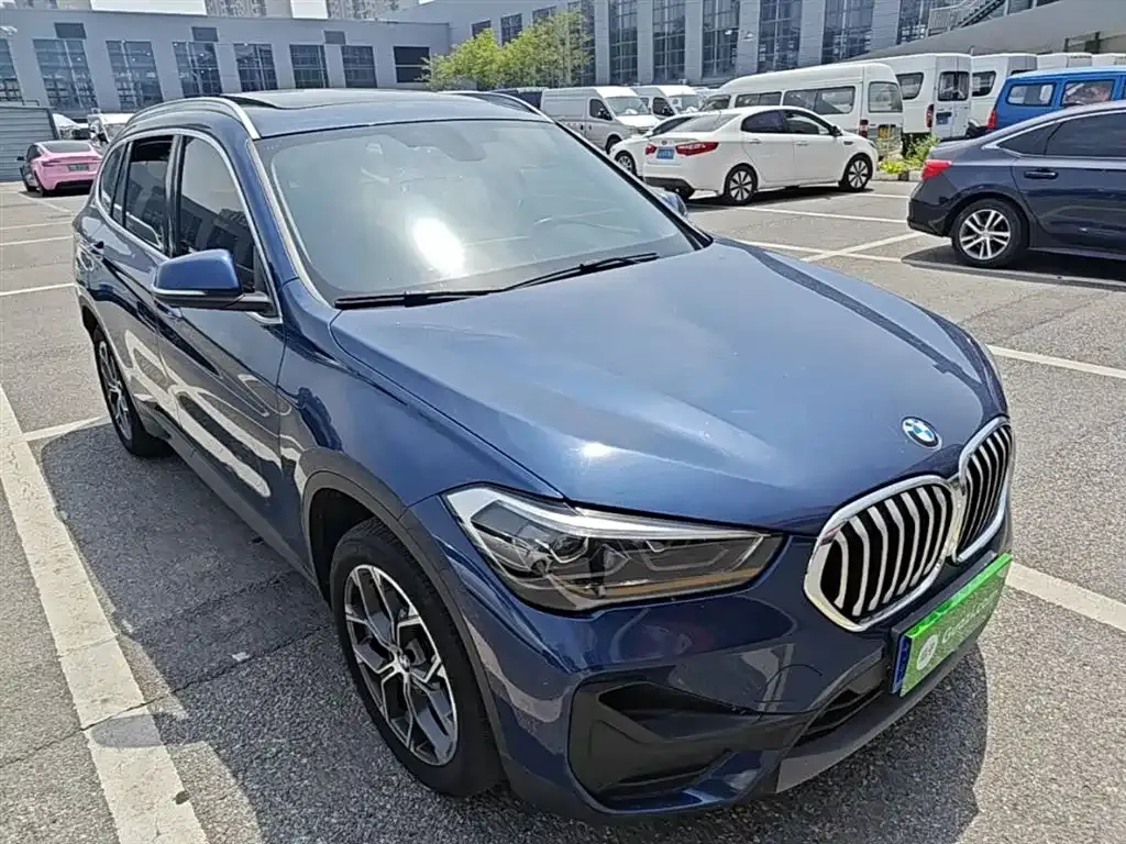 BMW X1 — фото 8