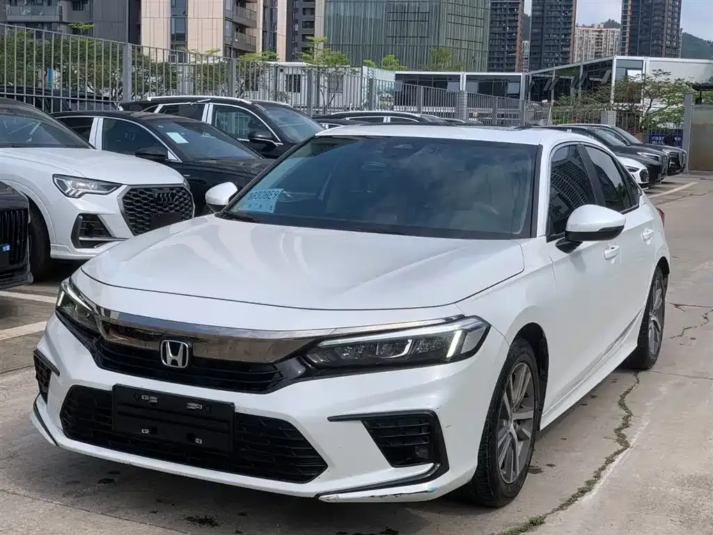 Honda Civic — фото 1