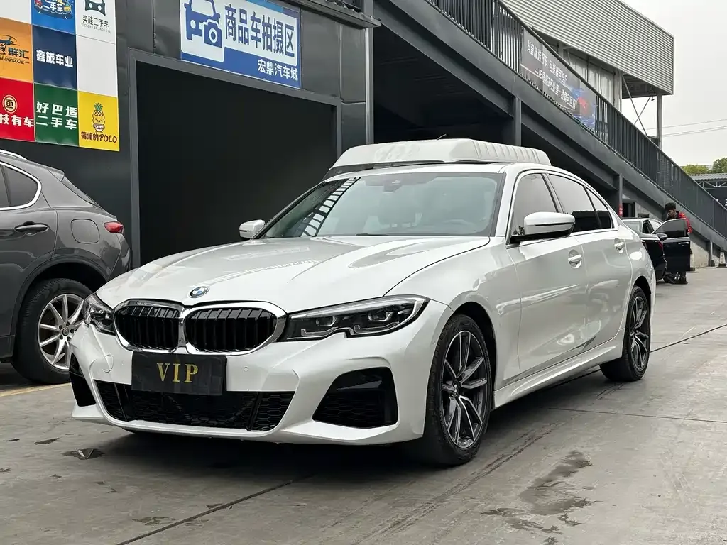 BMW 3 Series — фото 1