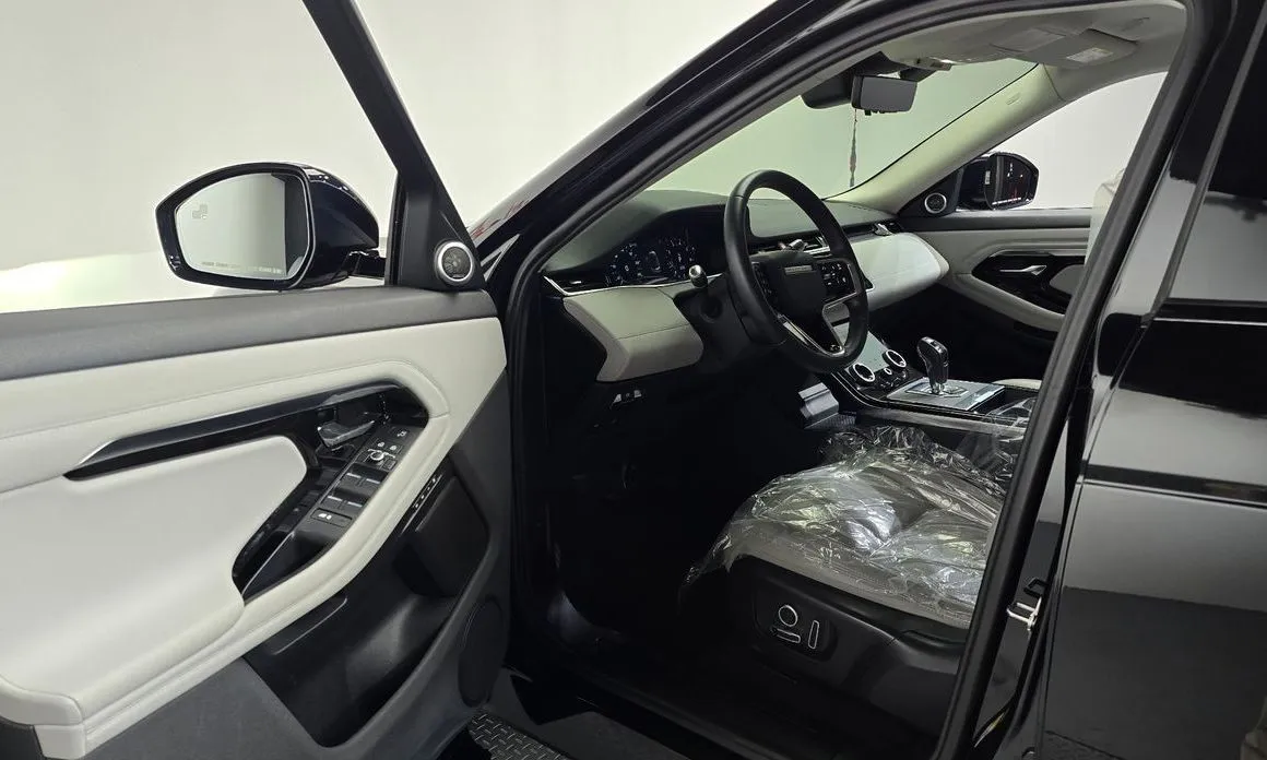 Land Rover Range Rover Evoque 2021 из KR, фото 2