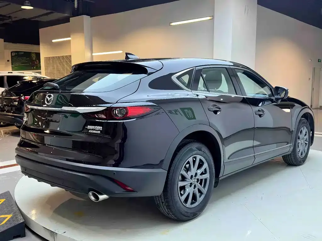 Mazda CX-4 — фото 9