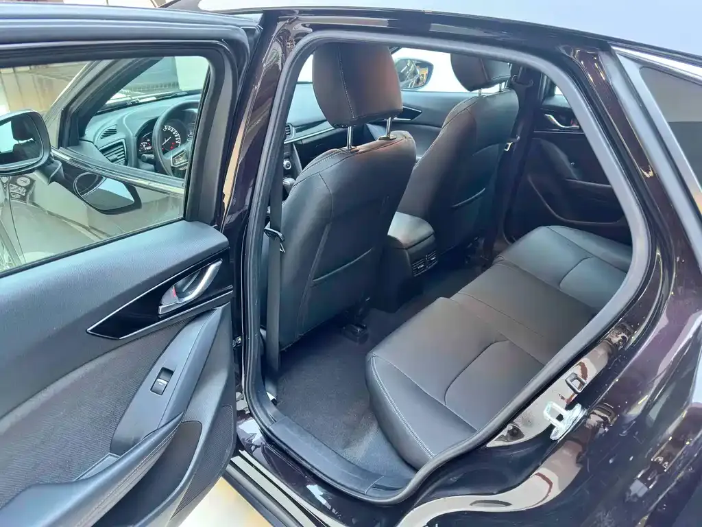 Mazda CX-4 — фото 3