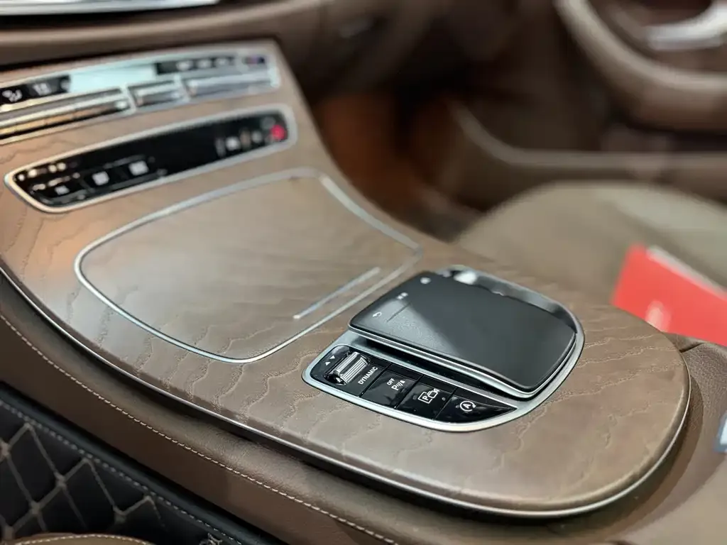 Mercedes-Benz E-Class 2022 из CN, фото 2