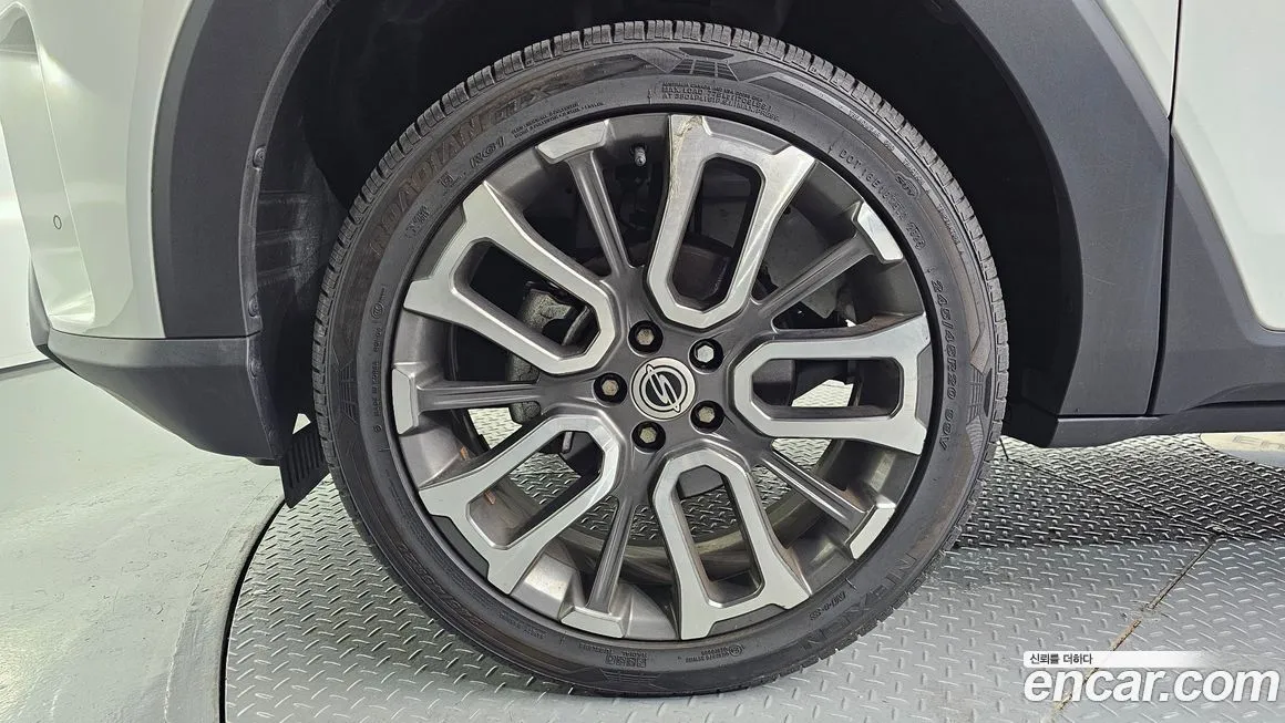 KG Mobility (Ssangyong) Torres — фото 4
