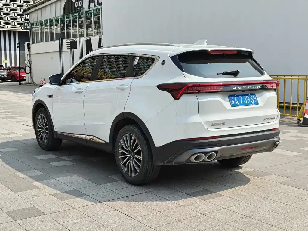 Jetour X70 PLUS — фото 10