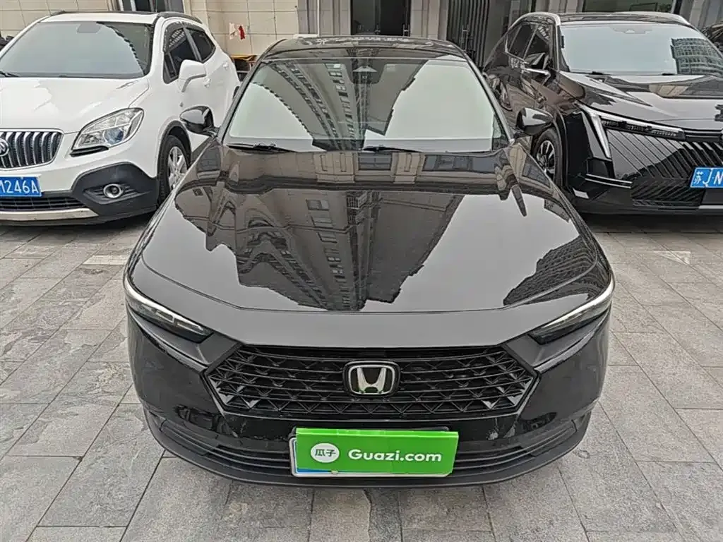 Honda Accord — фото 6