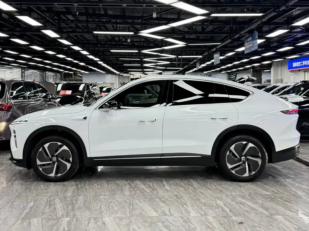 NIO EC7 — фото 7