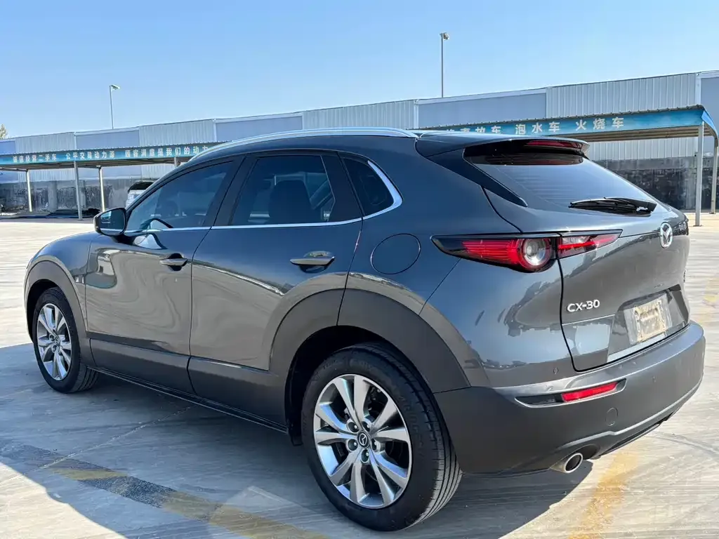Mazda CX-30 — фото 7