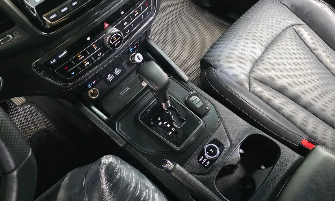 KG Mobility (Ssangyong) Rexton 2022 из KR, фото 5