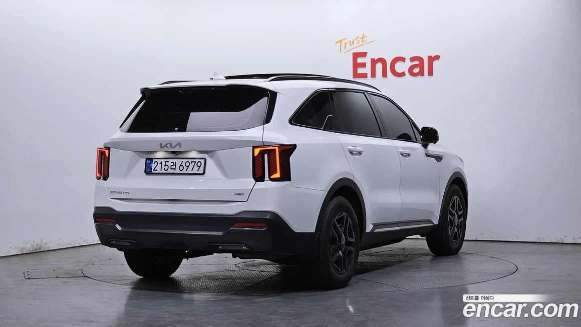 Kia Sorento — фото 5