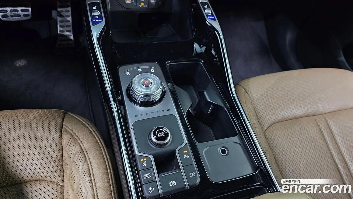 Kia Sorento — фото 10