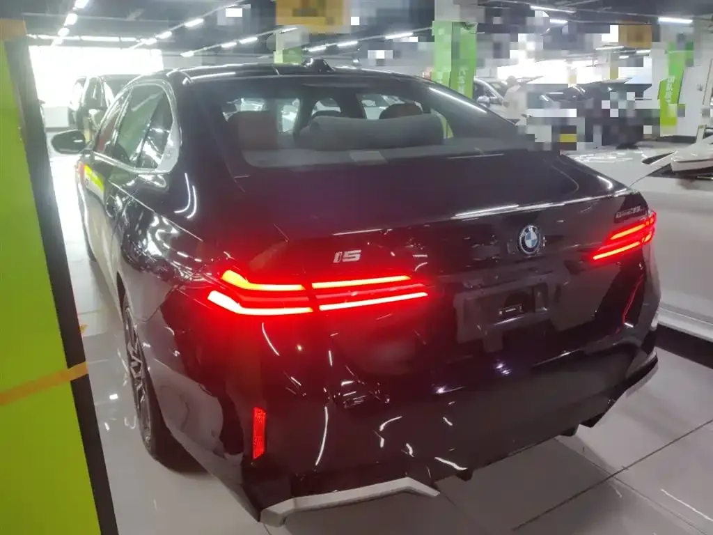 BMW i5 2024 из CN, фото 4