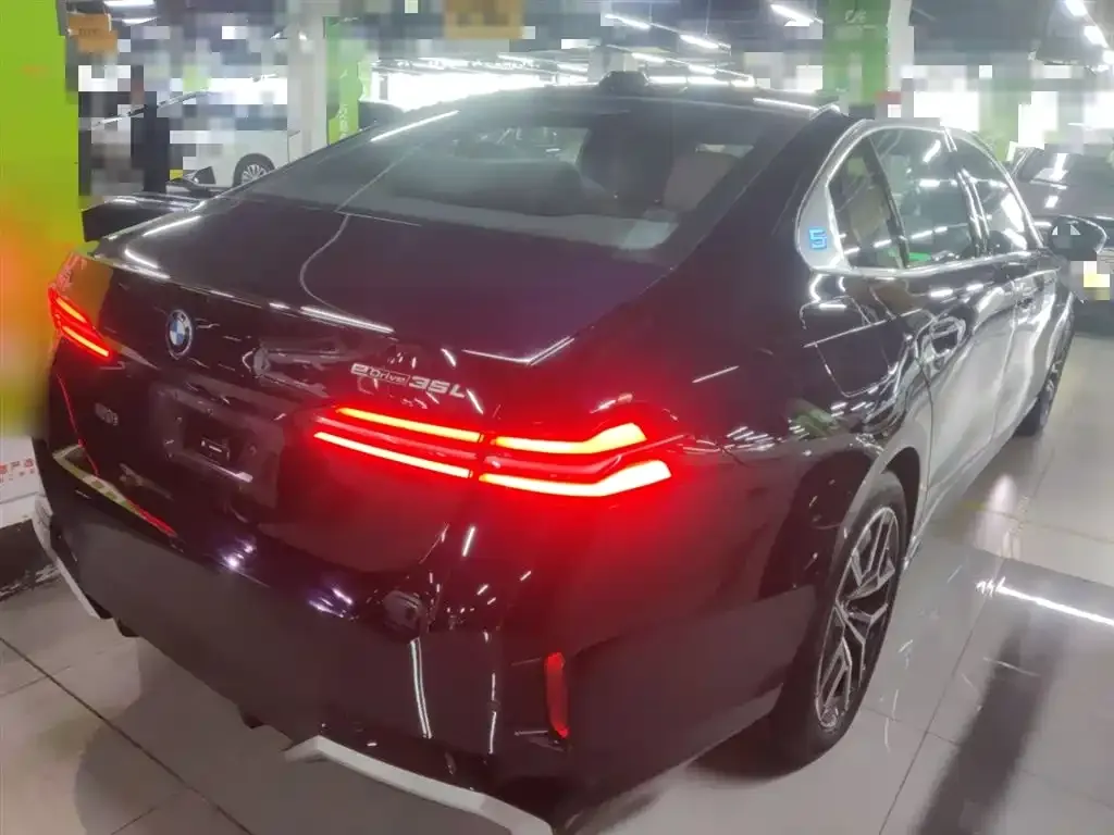 BMW i5 2024 из CN, фото 5
