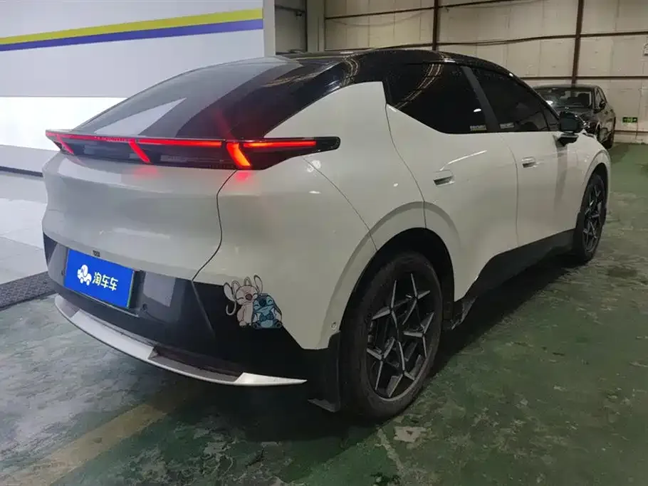 Lynk & Co Z20 2024 из CN, фото 8