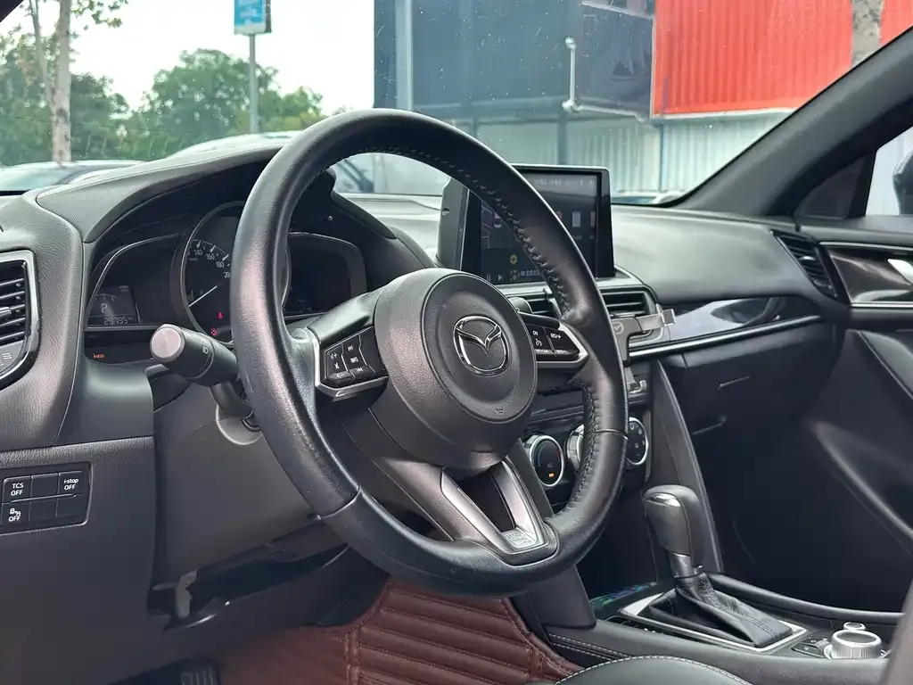 Mazda CX-4 2021 из CN, фото 2