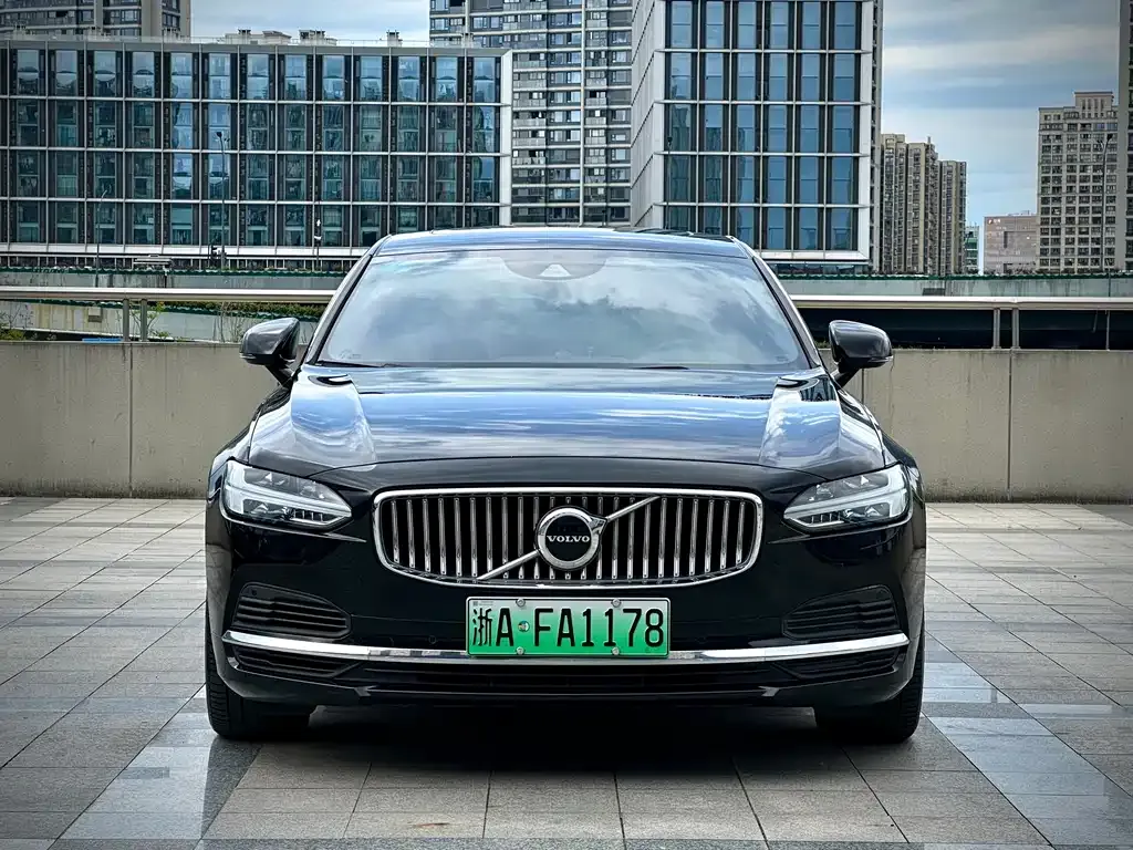 Volvo S90 PHEV 2021 из CN, фото 5