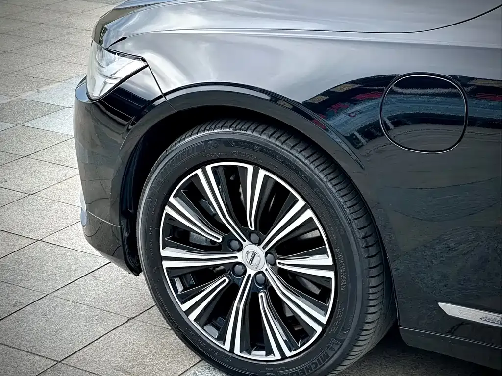 Volvo S90 PHEV 2021 из CN, фото 2
