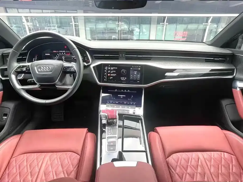 Audi A7L — фото 7