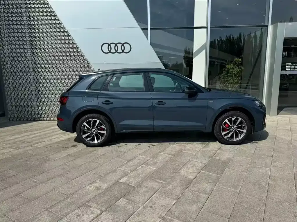 Audi Q5L 2024 из CN, фото 9