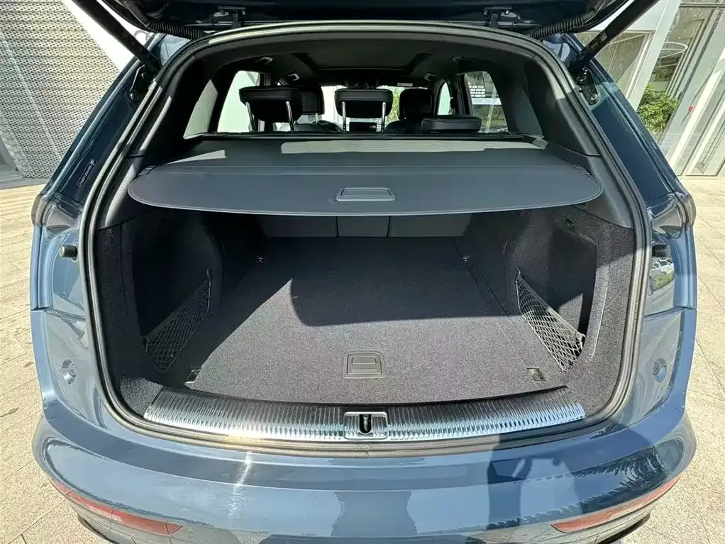 Audi Q5L 2024 из CN, фото 8