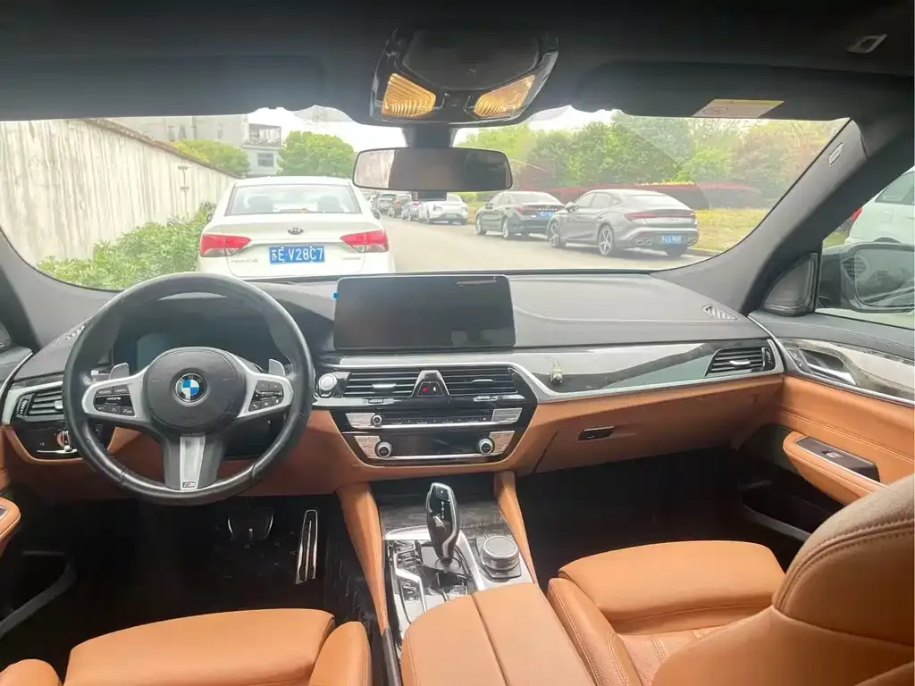 BMW 6 Series GT 2023 из CN, фото 6