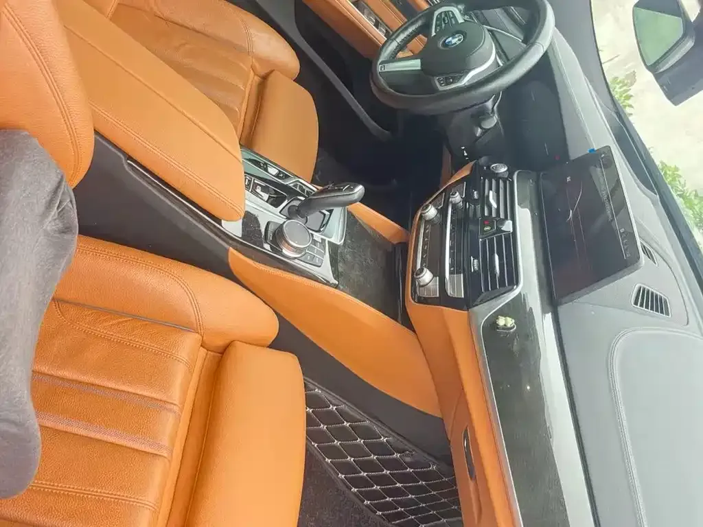 BMW 6 Series GT 2023 из CN, фото 3
